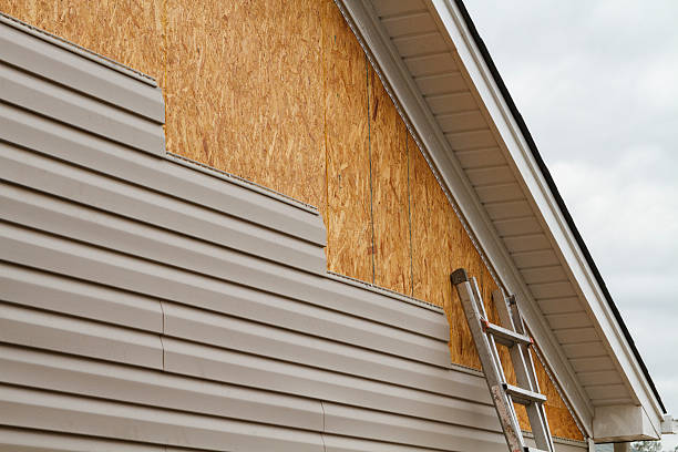 Professional Siding Replacement technician working in Christiana, TN